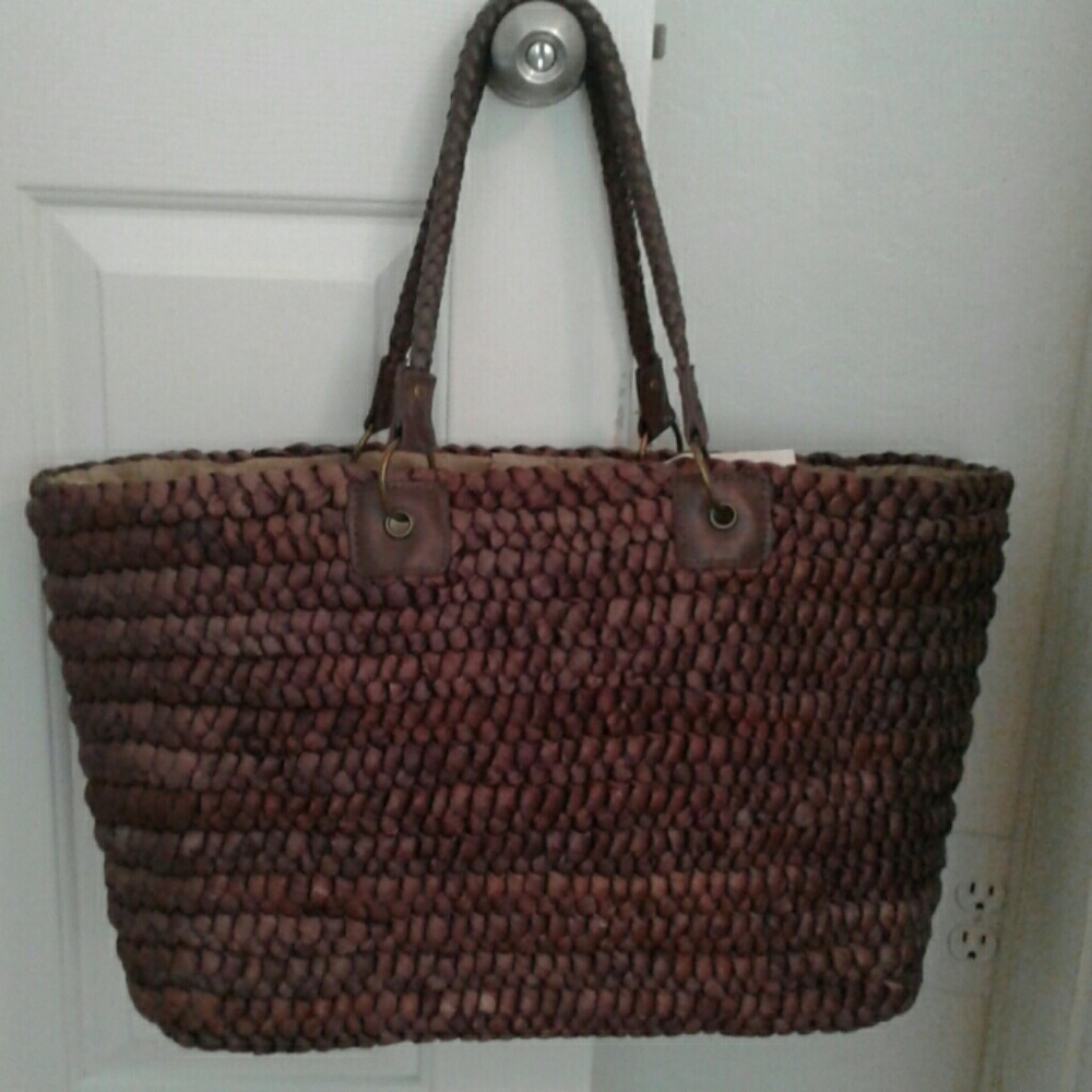 Tote bag